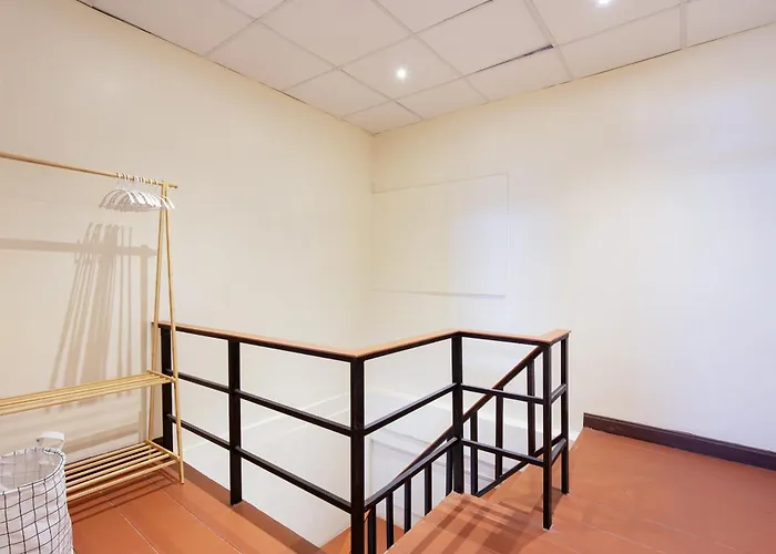 Oh Homes - Samsen 10 Ferienhaus Bangkok