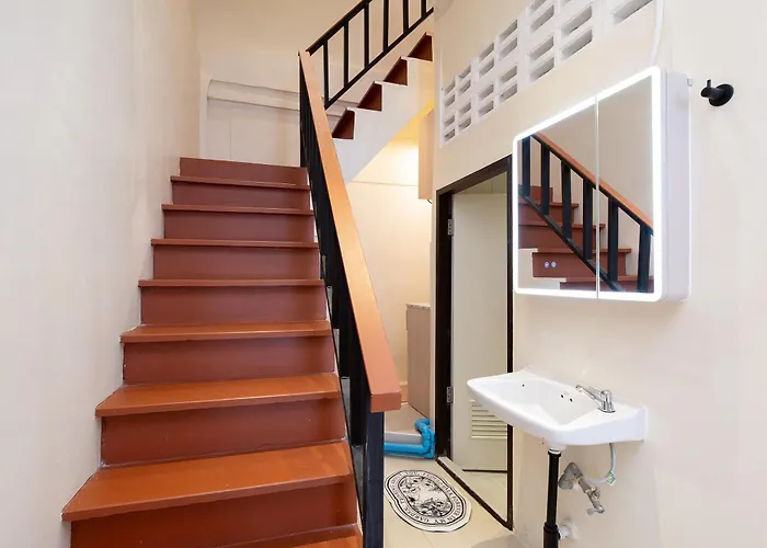 Oh Homes - Samsen 10 Bangkok